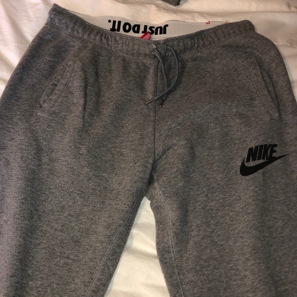 Nike rally sweatpants